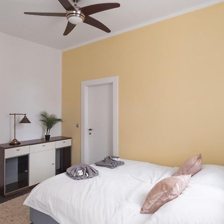 Deluxe Apartment In Old Town By Prague Days Ngoại thất bức ảnh